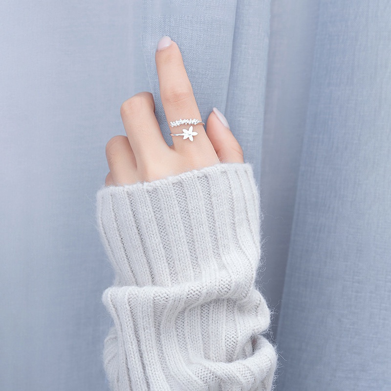 Nhẫn Hở Hình Hoa Đơn Giản Ngọt Ngào Cho Học Sinh