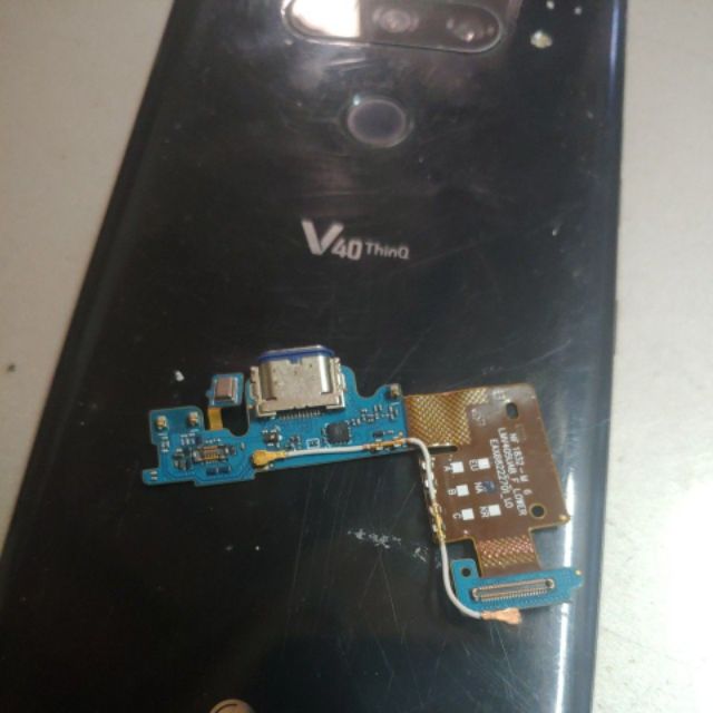 Board sạc lg v40 dùng cho bản mỹ và 2 sim. ..