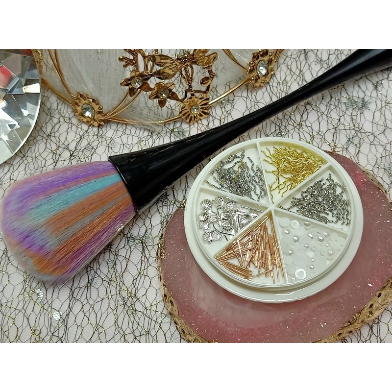 Sét phụ kiện trang trí móng tròn 6 ô Cheap nail
