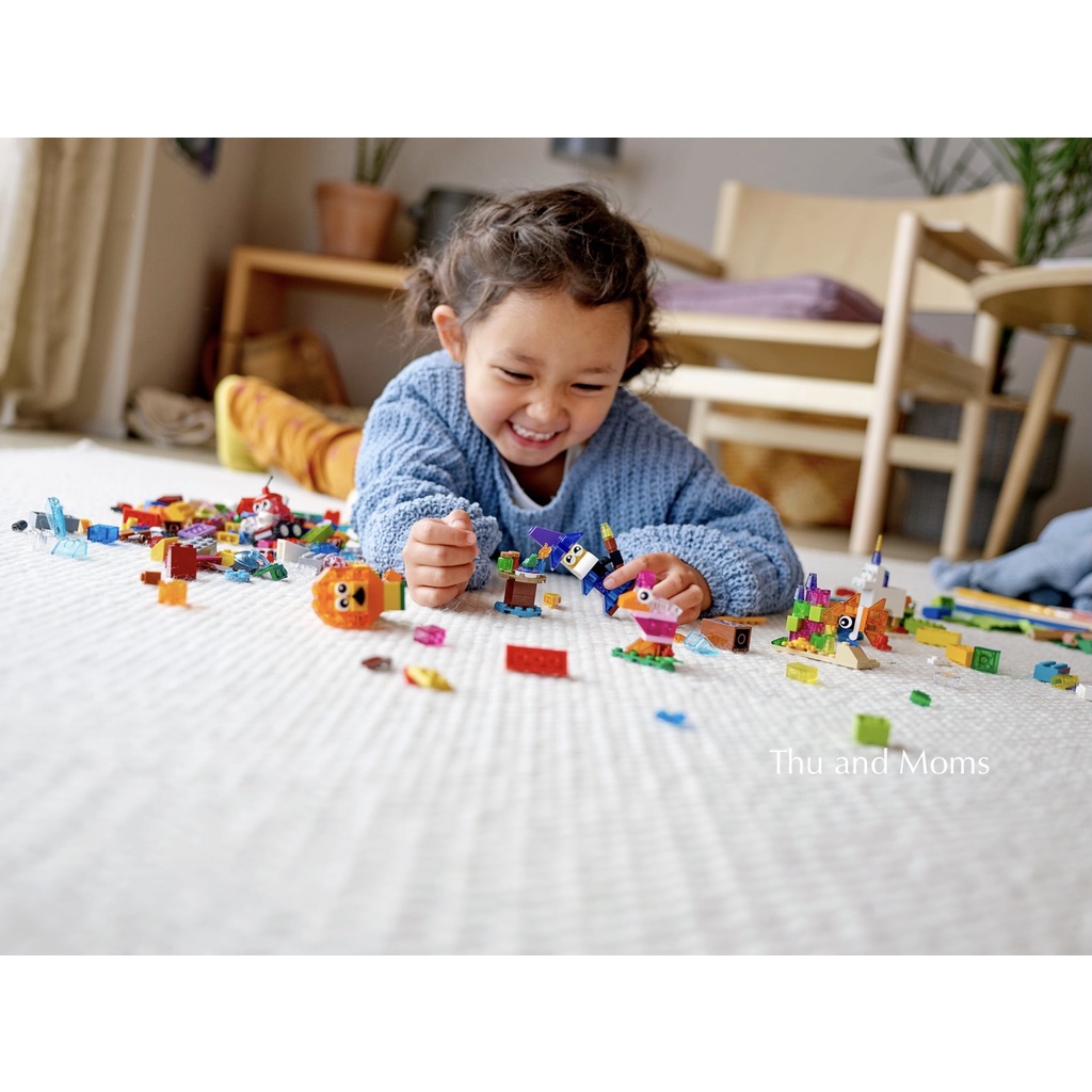 Lego Classic 11013 hộp lắp ráp sáng tạo trong suốt