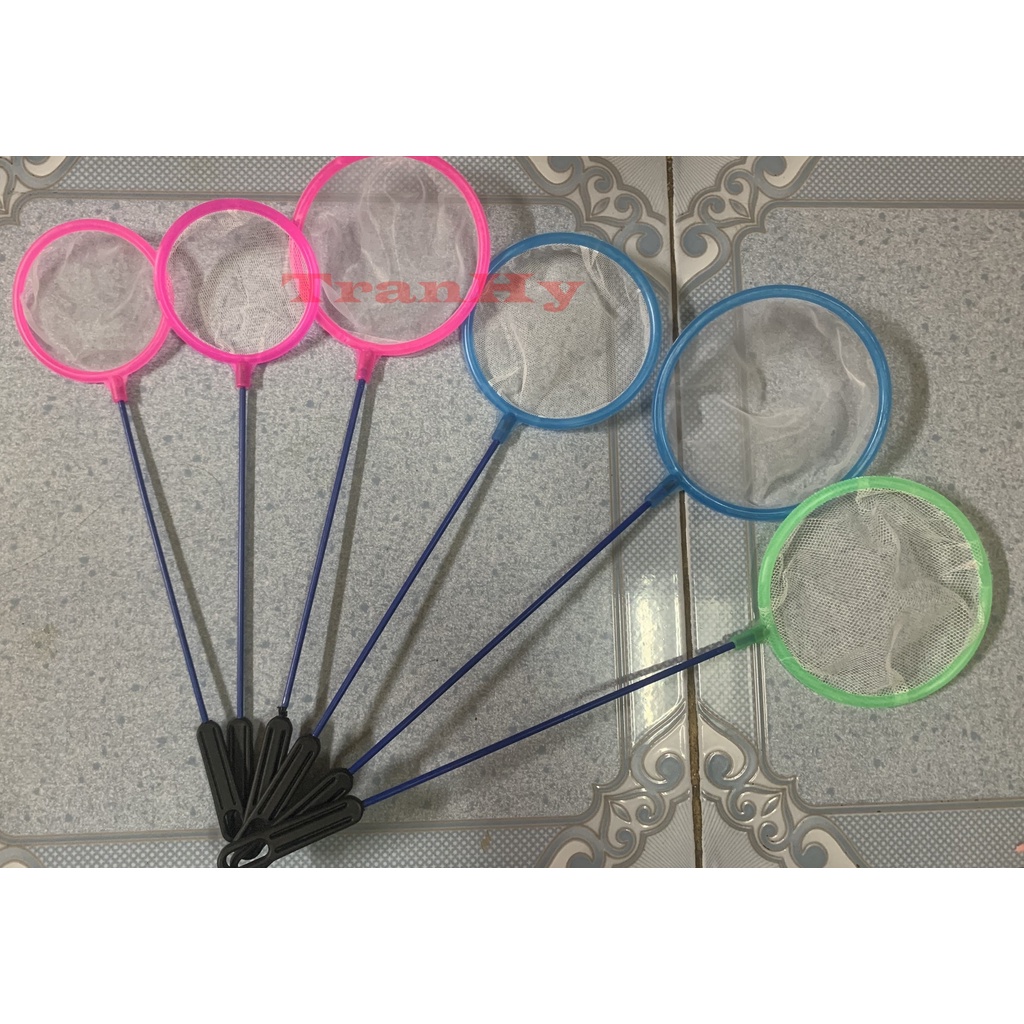 Vợt bắt cá hình tròn bằng nhựa, nhiều cỡ, lỗ thưa, lỗ nano vớt bobo, artemia, giao màu ngẫu nhiên