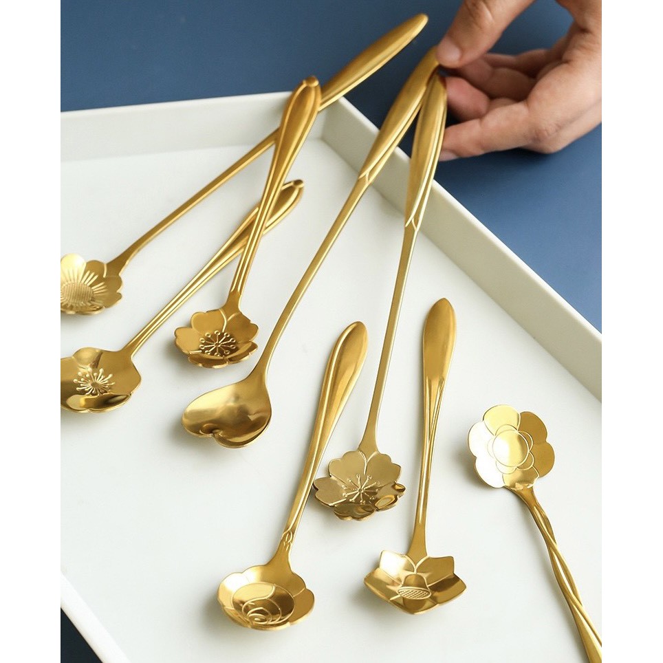 Thìa cà phê kẻ vàng làm từ Inox 304 không rỉ cao cấp