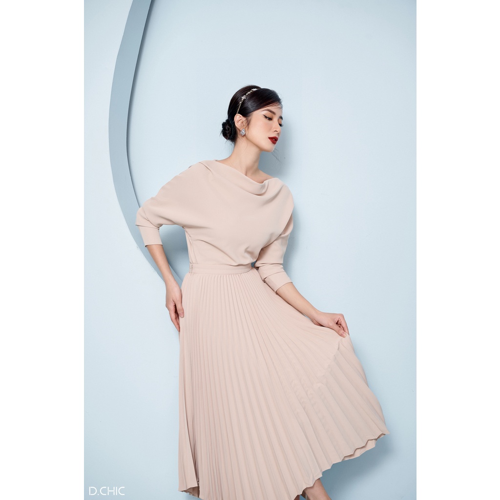 Áo cổ đổ tay lỡ vạt chéo D.CHIC MS: 1811725