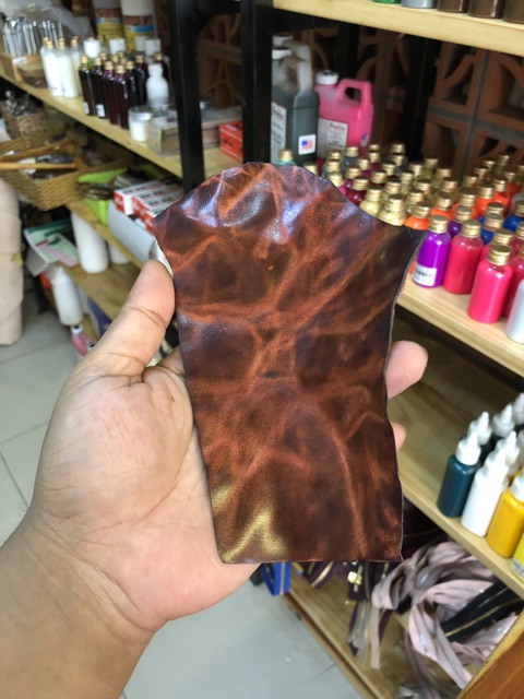 Q.a.G Leather Shining dung dịch đánh bóng da bò 100ml