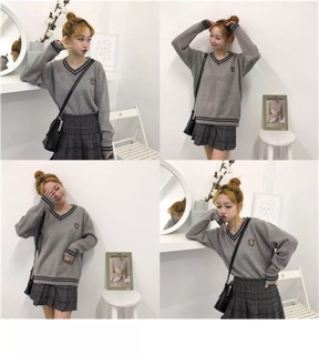 Áo len huy hiệu cổ V ulzzang oversize