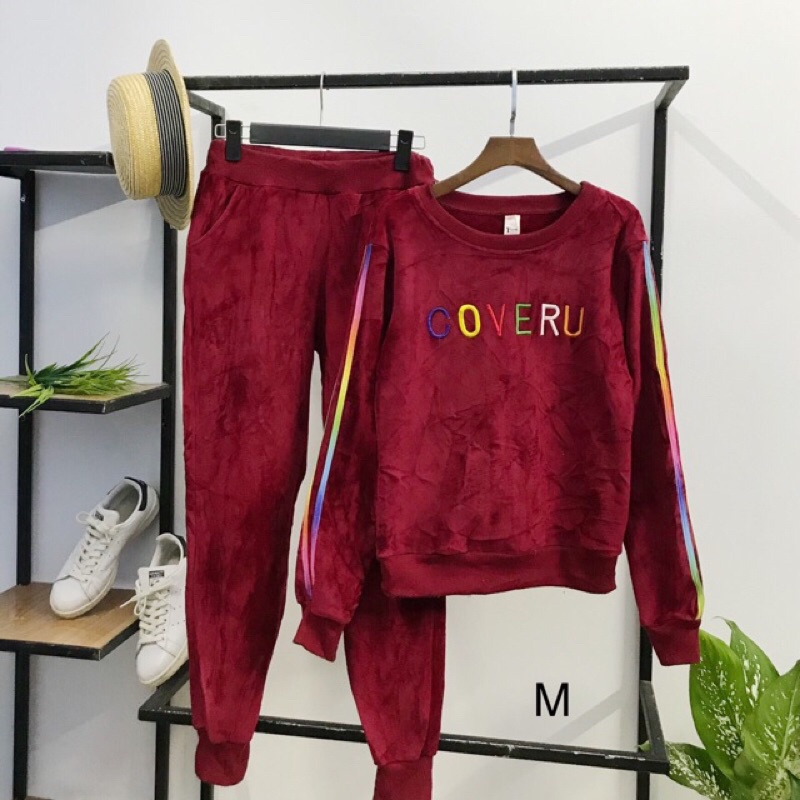 bộ nỉ nhung ( ảnh minh hoạ )