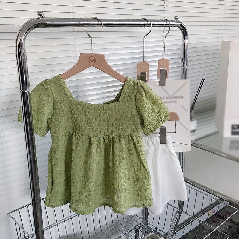 Set Đồ 2 Món Áo Tay Ngắn Cổ Vuông + Quần Short Phong Cách Hàn Quốc Cho Bé Gái