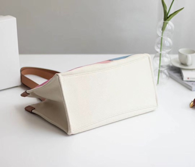 Túi Tote siêu dễ thương Love print