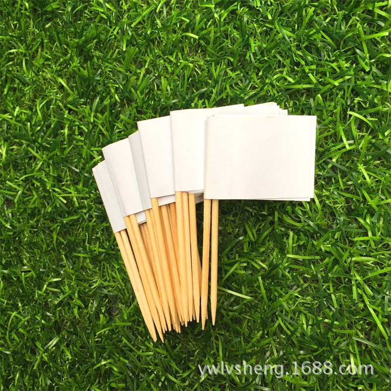 Bộ lá cờ cắm trang trí bánh màu trắng chưa có họa tiết tiện lợi cho tiệc tùng