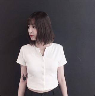 ÁO THUN BUTTON CROPTOP