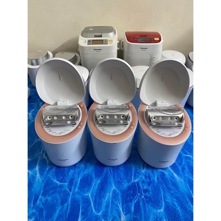Máy xông hơi da mặt pấnonic CSA98 use điện 100v