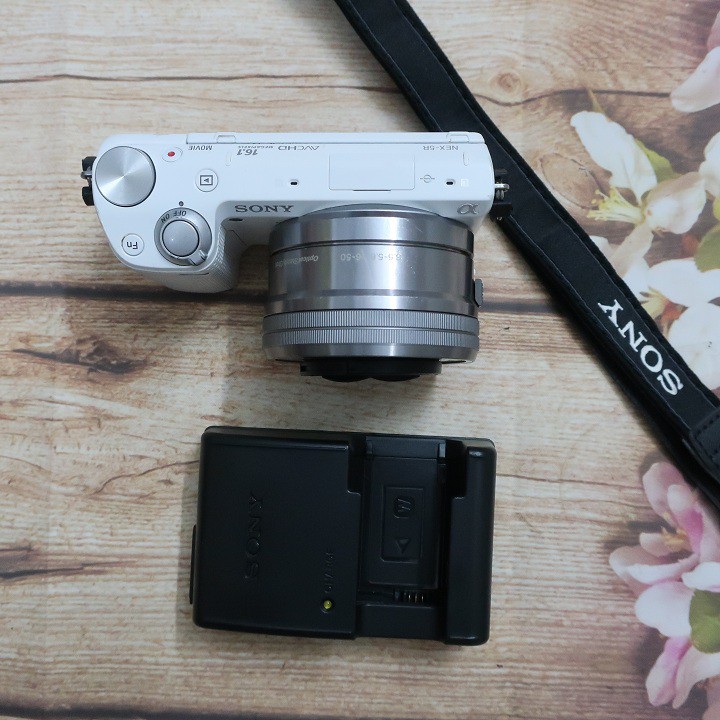 Máy ảnh Sony Nex 5R kèm ống kính 16-50 mầu trắng