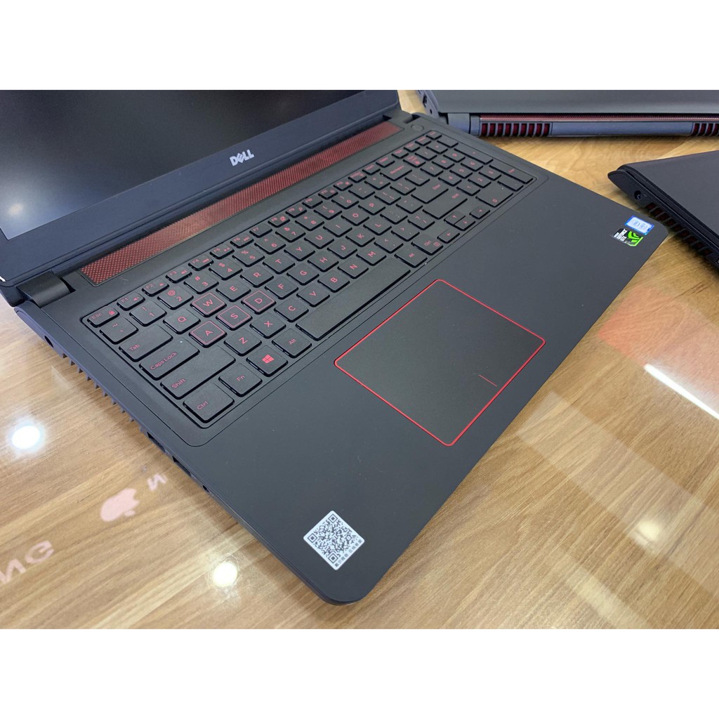Laptop gaming Dell inspiron 5577- core i5, ram 8G  giá rẻ