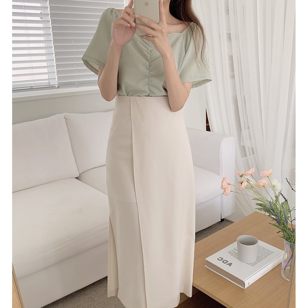 Áo sơ mi cổ chữ V tay ngắn/ chân váy dài xẻ tà 44625 phong cách Hàn Quốc dành cho nữ