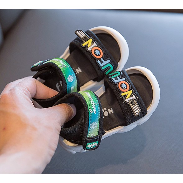 GIÀY SANDAL DA MỀM QUAI DÁN MŨI BẢO VỆ CHÂN CHO BÉ TRAI