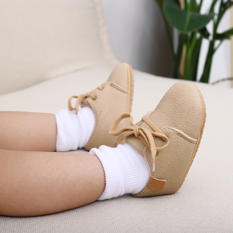 Giày Tập Đi Unisex Cho Bé Size Nhí 0-18m