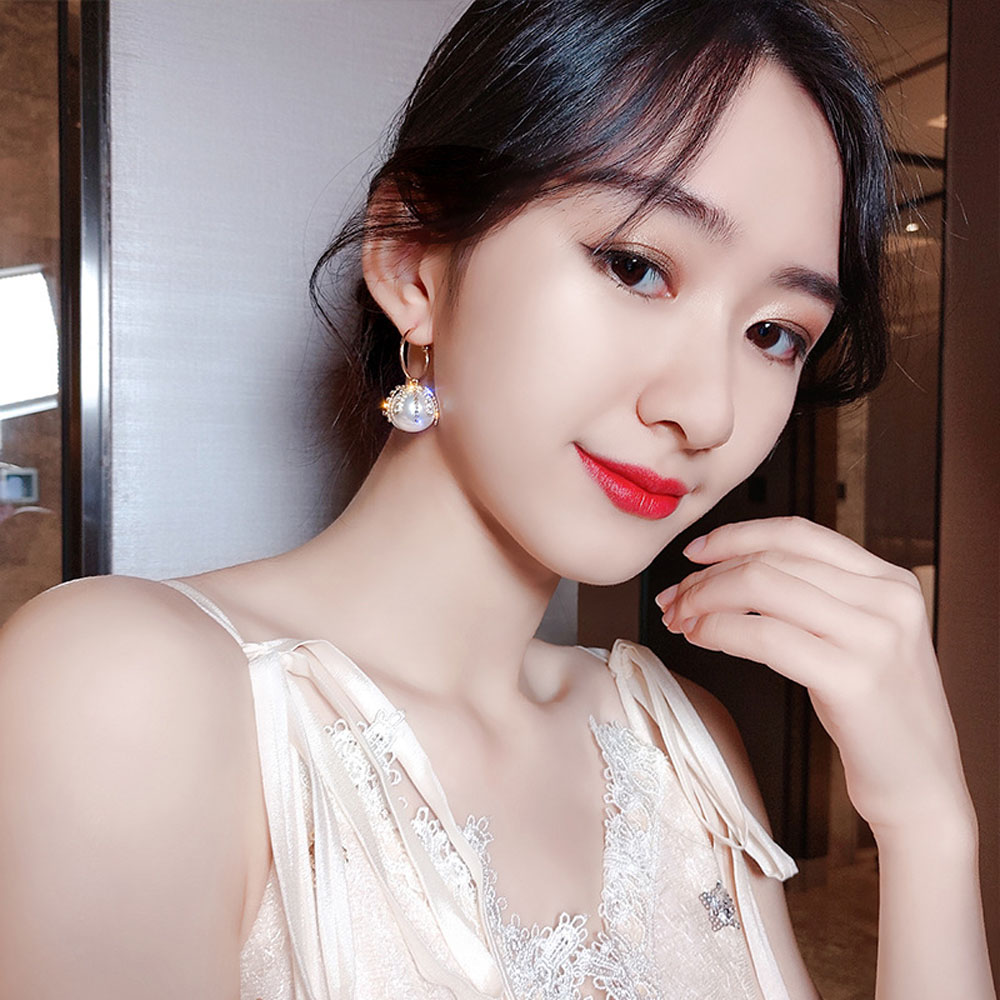 Khuyên Tai Nữ Trang Dáng Dài Tạo Hình Độc Đáo