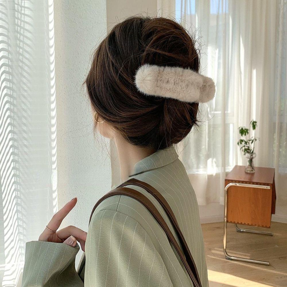 Kẹp Tóc Phủ Lông Tạo Kiểu Thời Trang Thu Đông Cỡ Lớn WMES15H