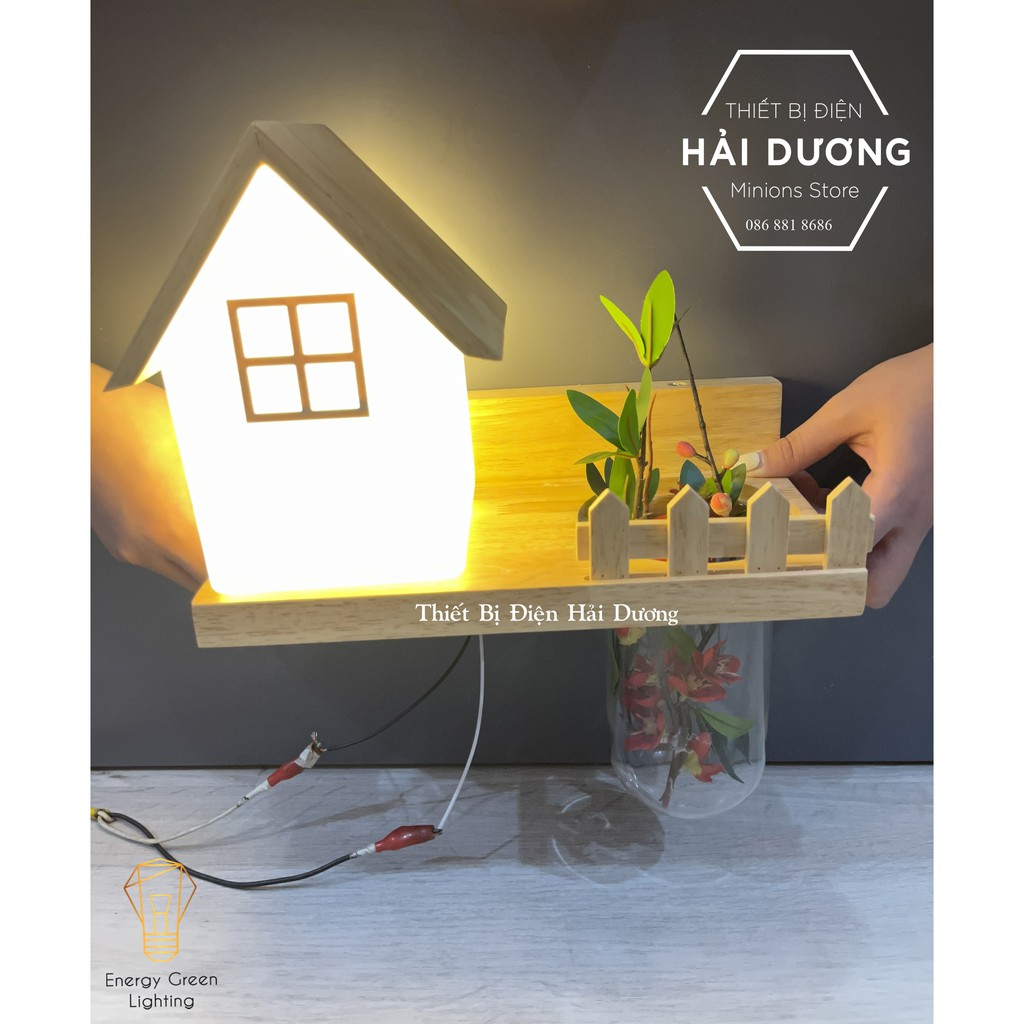 Đèn Tường Kệ Gỗ Chao Thủy Tinh Hình Ngôi Nhà Hiện Đại DT-2732 - Trang Trí Căn Phòng - Energy Green Lighting-Bao Gồm Bóng