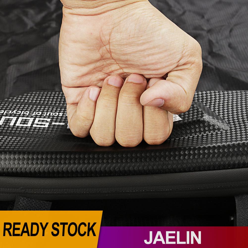 Túi đựng đồ bằng vỏ cứng dùng để treo trên xe máy tiện lợi