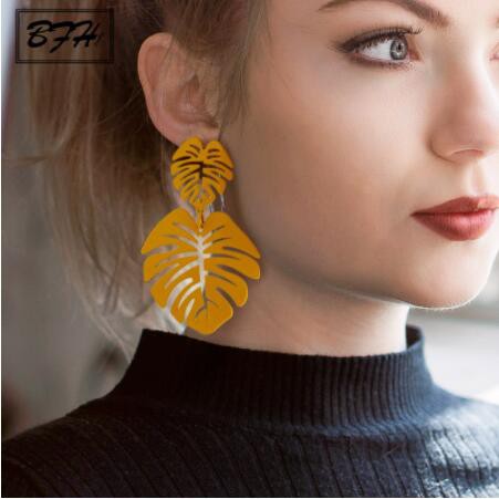Bông tai nữ cá tính hoạ tiết hình lá nhiều màu sắc phong cách Hàn Quốc , Khuyên tai nữ đẹp cute; B03 - BONMIE
