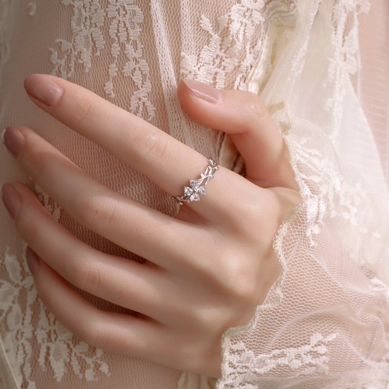 Nhẫn Hở Hình Cỏ Bốn Lá Sáng Tạo Cá Tính Thời Trang Cho Nữ Rin