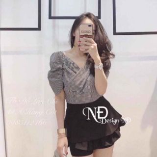 Áo kẻ đen trắng
