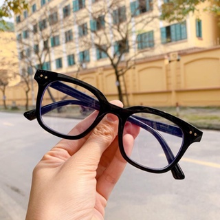 Gọng kính cận nam nữ hàn quốc dáng vuông chữ V