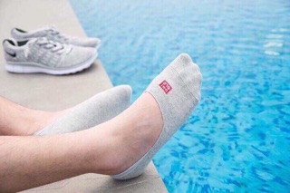 Tất Uniqlo!!!
