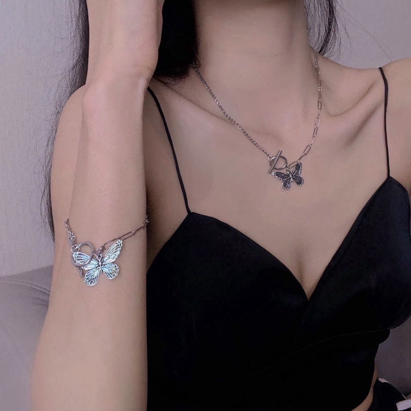 Vòng Cổ Gắn Mặt Hình Bướm Độc Đáo Cá Tính Phong Cách Hip-Hop