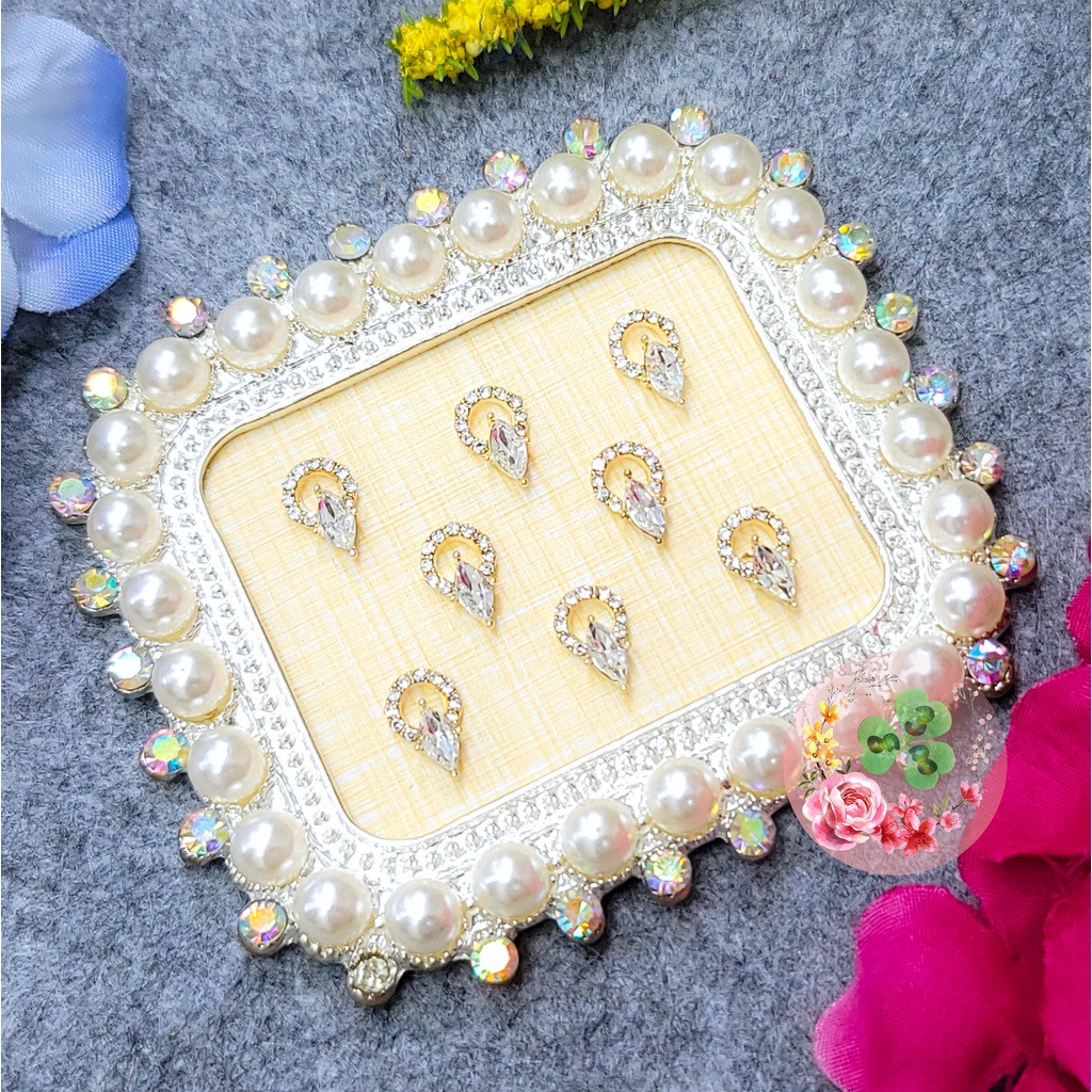 Mã CR274 . Charm kim loại đính đá trang trí móng siêu xinh.