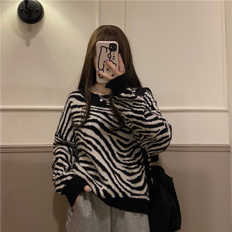 Áo sweater ZHELIHANGFEI tay dài dáng rộng in họa tiết sọc ngựa vằn phong cách retro cá tính trẻ trung