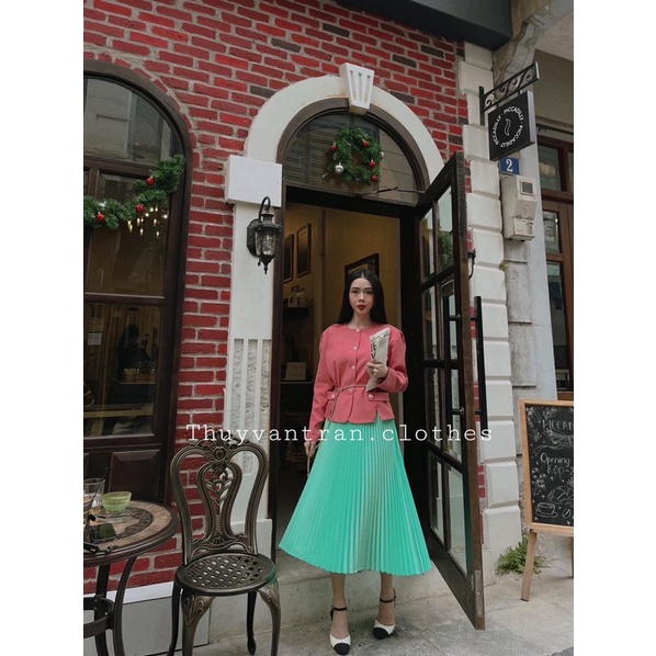SET ÁO VEST CỔ TRÒN KHUY HÃNG CHÂN VÁY TAFTA DẬP LI CỔ SƠ MI NƠ CAO CẤP
