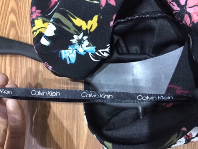 Đầm xuất cal vin klein vnxk