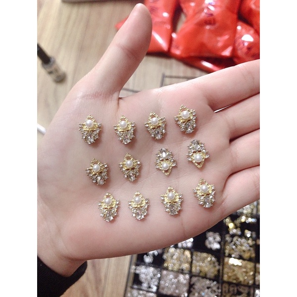 Cham đá - Cham nail- phụ kiện móng