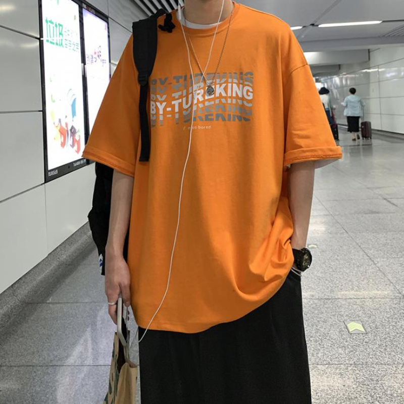 Áo Thun Tay Ngắn Cổ Tròn Dáng Rộng In Chữ Màu Gradient Phong Cách Hàn Quốc Cho Nam Giới Có Size M-3Xl