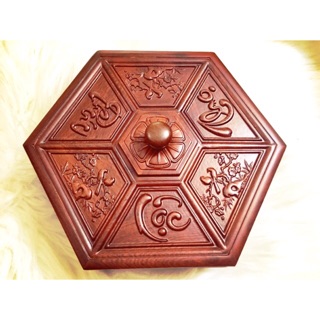 Hộp đựng bánh kẹo bằng gỗ hương