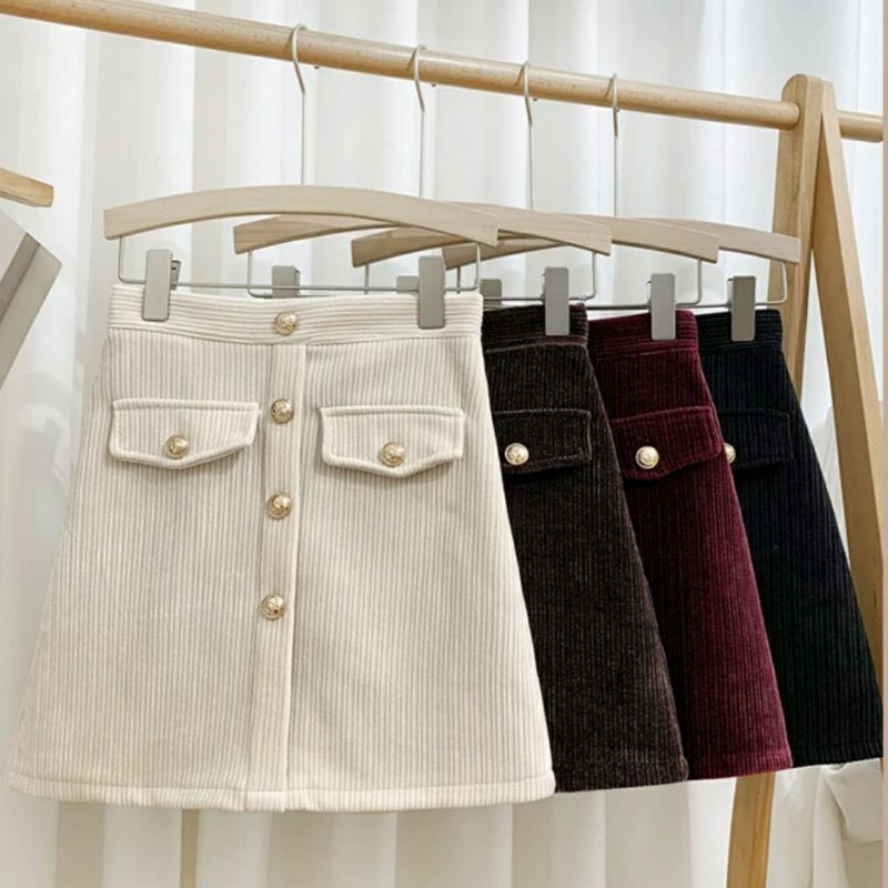 Chân váy nhung cúc | BigBuy360 - bigbuy360.vn