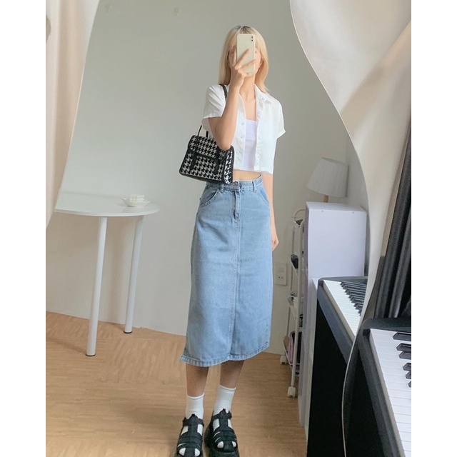 Chân váy jeans basic nhạt có xẻ