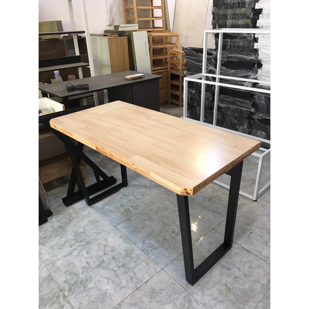 Bàn Làm Việc Chân Sắt - Mặt Gỗ Caosu | BigBuy360 - bigbuy360.vn