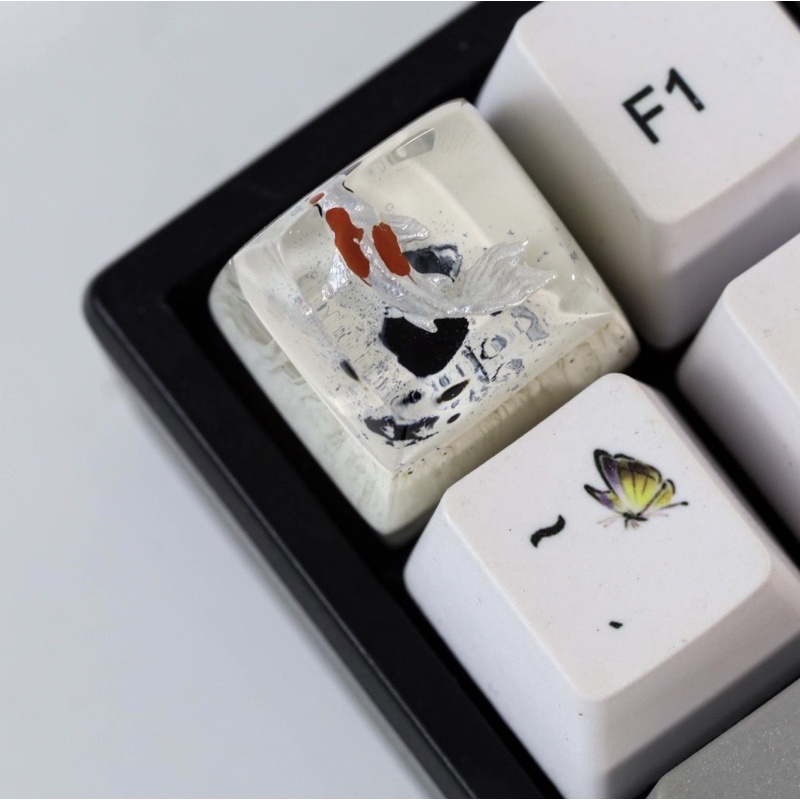 Nút bàn phím cá koi đen trắng giá rẻ