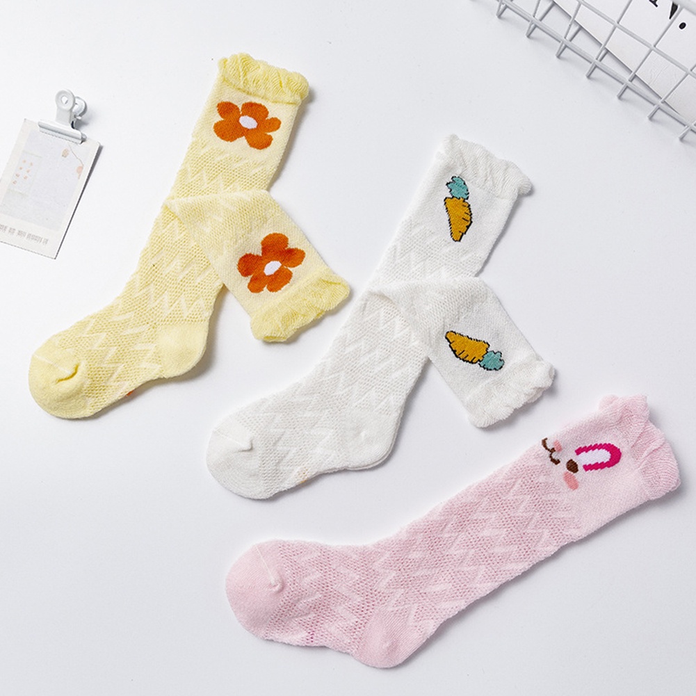 Set 3 Đôi Vớ Cotton Thoáng Khí Họa Tiết Dễ Thương Cho Bé
