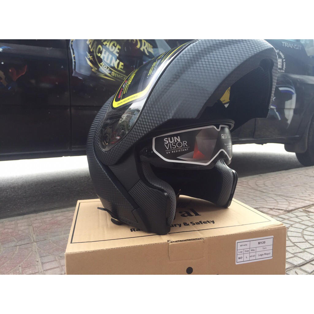 Mũ bảo hiểm Fullface Lật hàm 2 kính Royal M179 đen nhám vân Carbon RVĐ