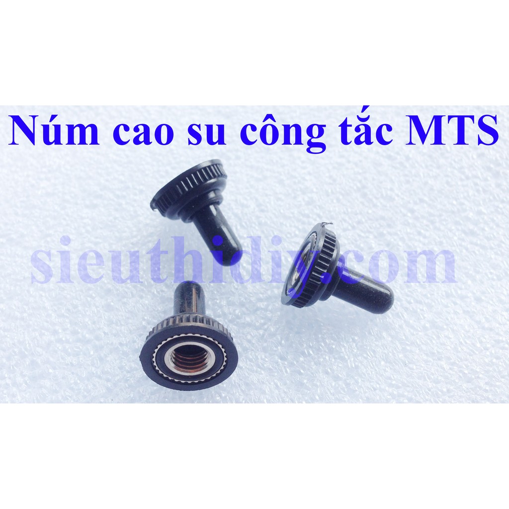 Công tắc chuyển 3 chân MTS-102 kèm núm cao su cách điện