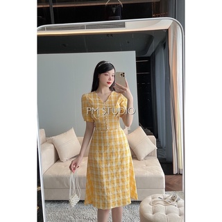 Váy kẻ cúc ngọc cổ v