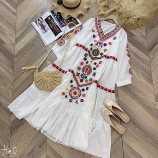 Váy thêu thổ cẩm đuôi cá dáng maxi