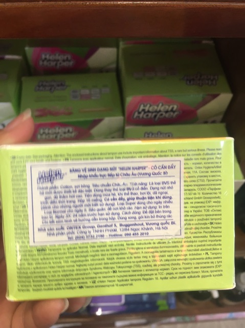 Băng vệ sinh dạng ống có cần đẩy Helen Harper Tampon Normal