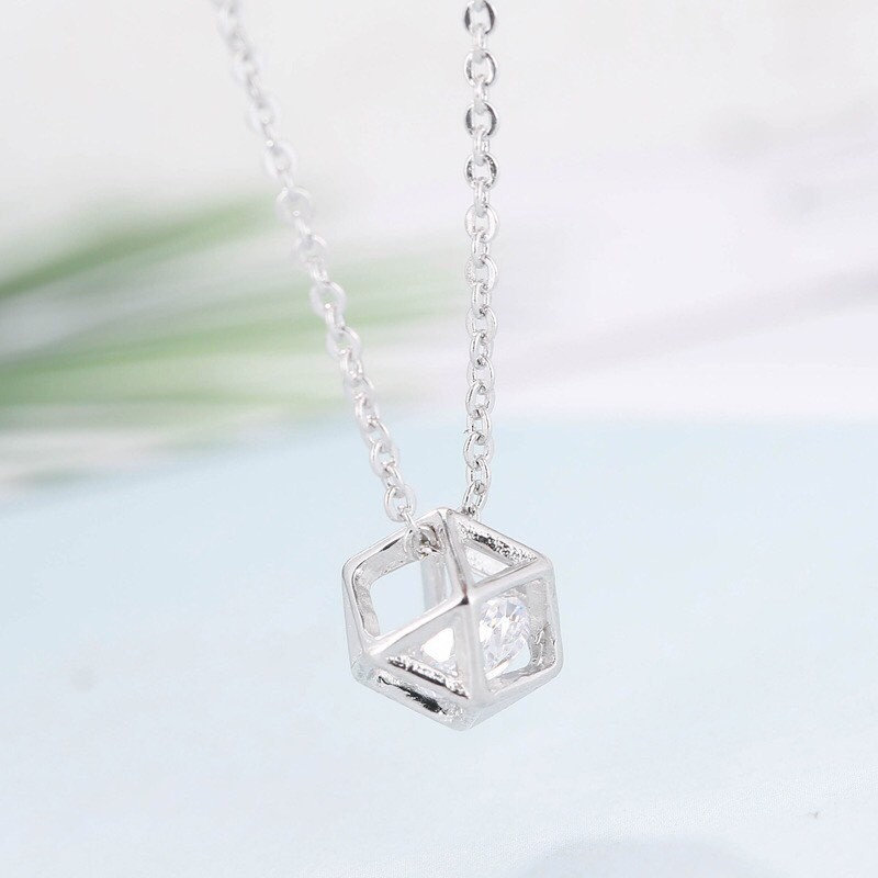 Dây chuyền bạc 925 mặt pha lê đa diện trẻ trung Dế Bạc - D4361
