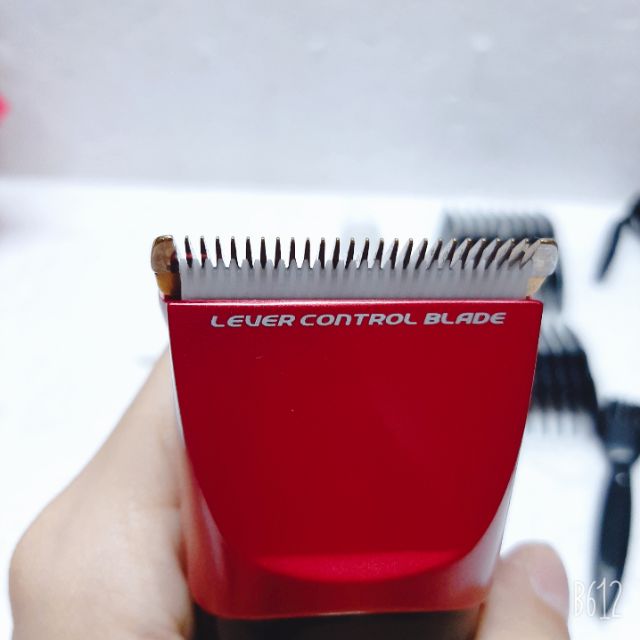 (Tặng chổi)Tông đơ cắt tóc sạc điện chuyên dụng Codos pro CHC-950