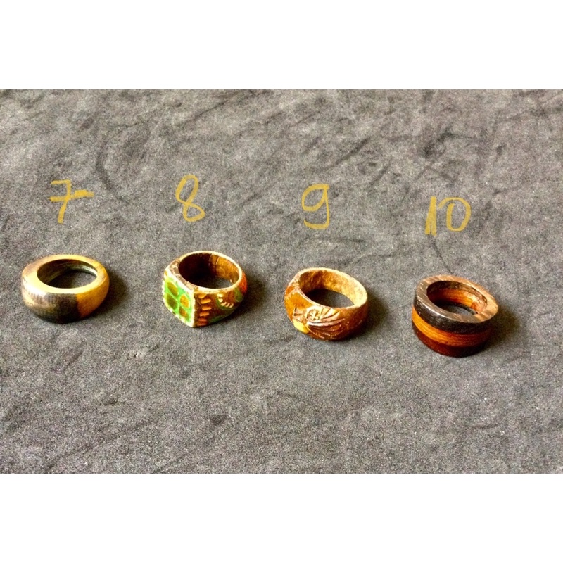 Nhẫn gỗ thủ công